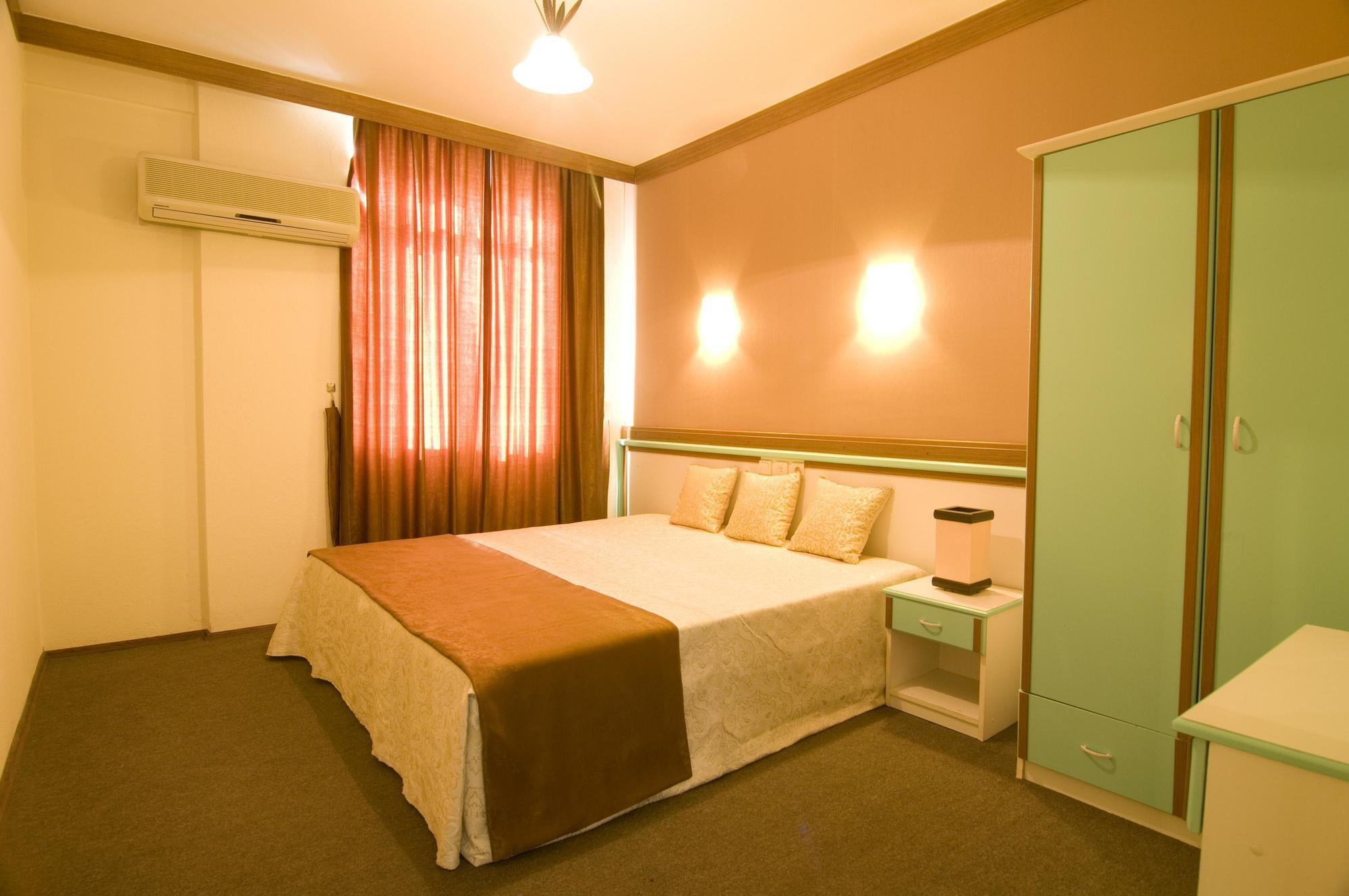 Altinbas Apart Hotel Кушадасы Экстерьер фото